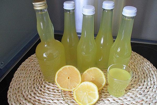 Lemon Liqueur Made from Organic Lemons