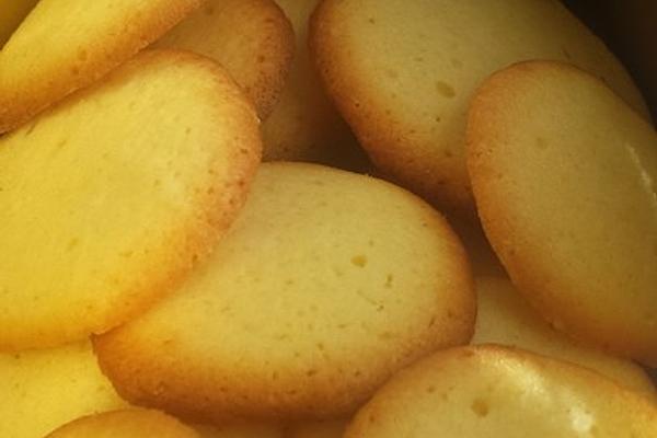 Lemon Shortbread Biscuits