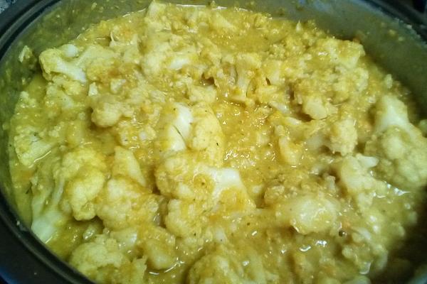 Lentil and Coconut Curry with Cauliflower