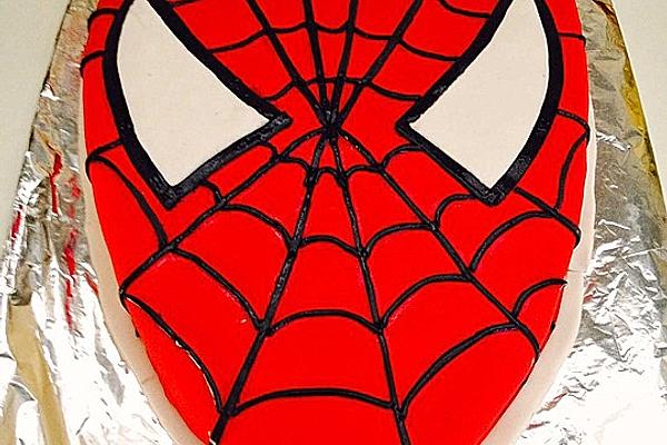 Letta`s Spiderman – Motif Cake