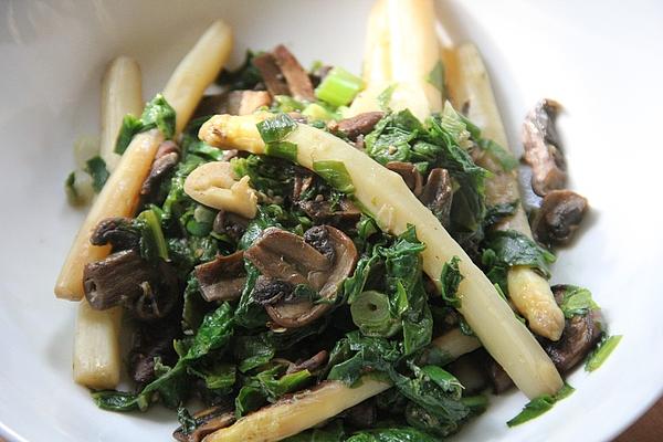 Light Mushroom, Asparagus and Spinach Pan