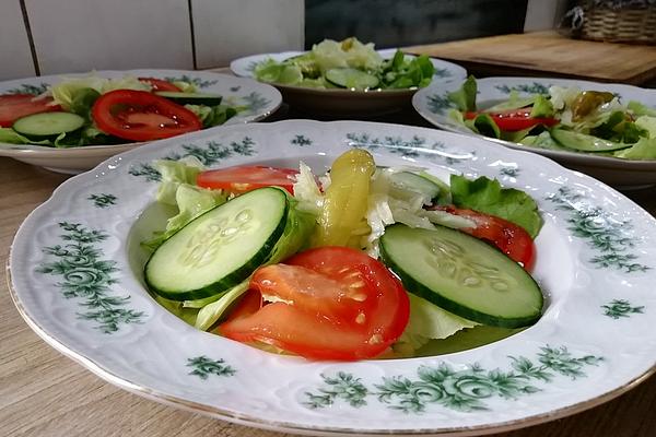 Light Salad Dressing for Green or Mixed Salads