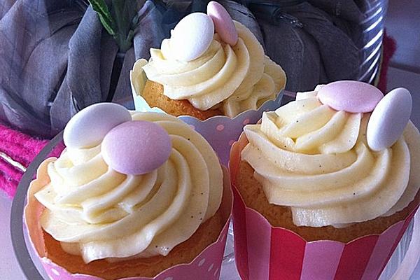 Limoncello Cupcakes with Lemon and Cream Cheese Frosting