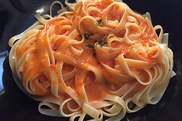 Linguine in Paprika Cream Sauce