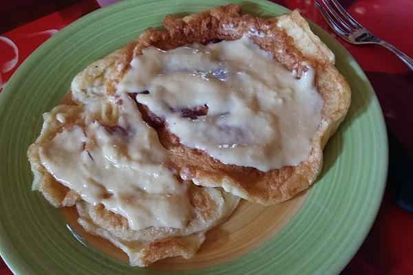 Low Carb Pancakes with Vanilla Sauce