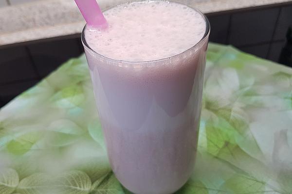 Low Carb Protein Strawberry Shake