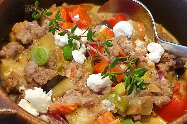 Low-carb Stir-fry Vegetables with Feta and Beef Tartare