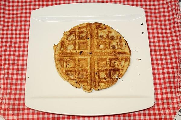 Low-carb Waffles Made from Skimmed Quark