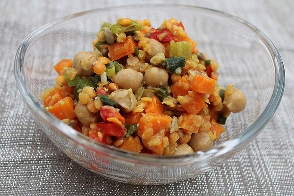 Lukewarm, Spicy Lentil Salad with Chickpeas