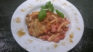 Macaroni / Maccheroncini Casserole with Meat Sausage