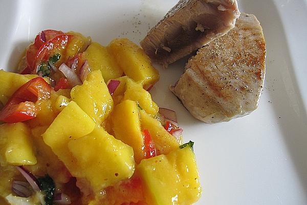 Mango in Spicy Salsa with Steamed Tuna Fillet