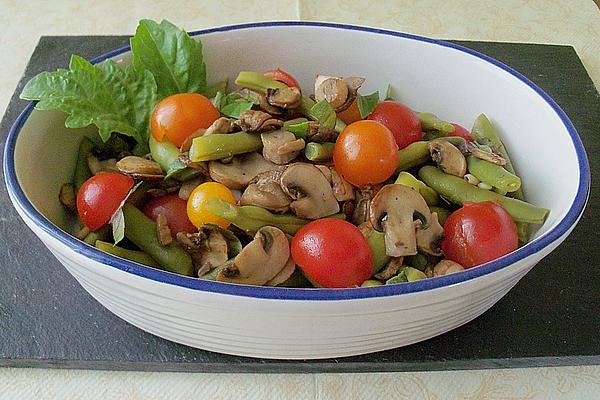 Marinated Green Beans Salad with Mushrooms, Tomatoes and Basil