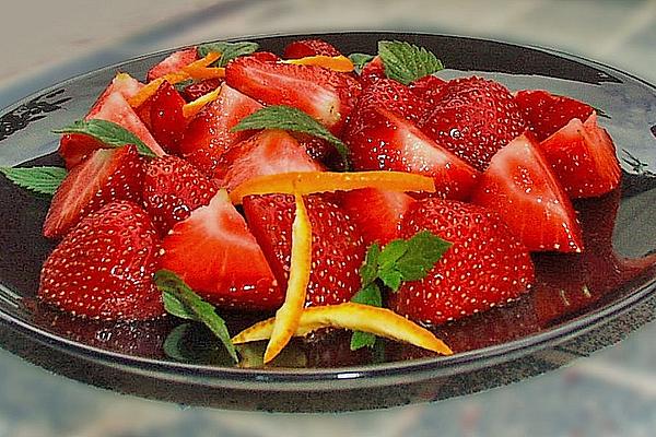 Marinated Strawberries in Balsamic Vinegar