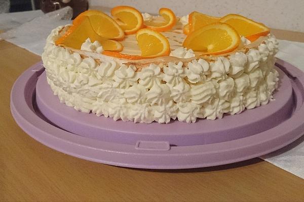 Mascarpone Quark Cake with Mandarins and Meringue Toppings