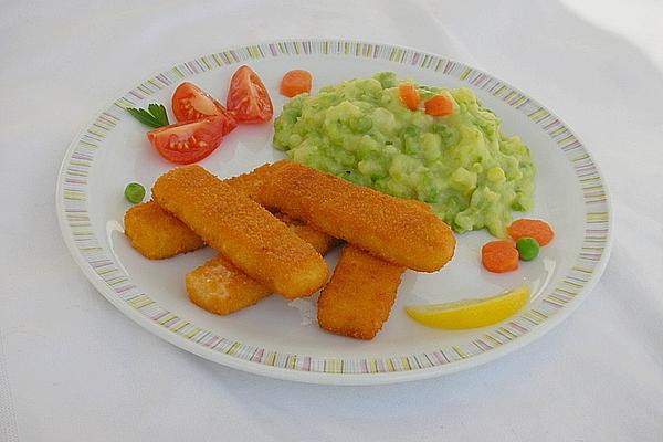 Mashed Potatoes and Peas with Fish Fingers