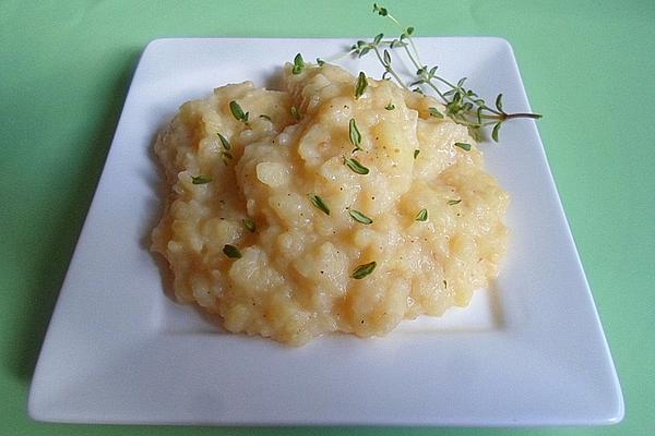Mashed Potatoes with Applesauce