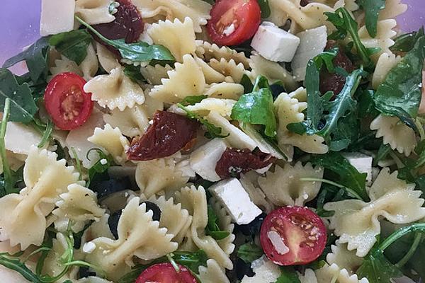 Mediterranean Pasta Salad with Rocket and Parmesan