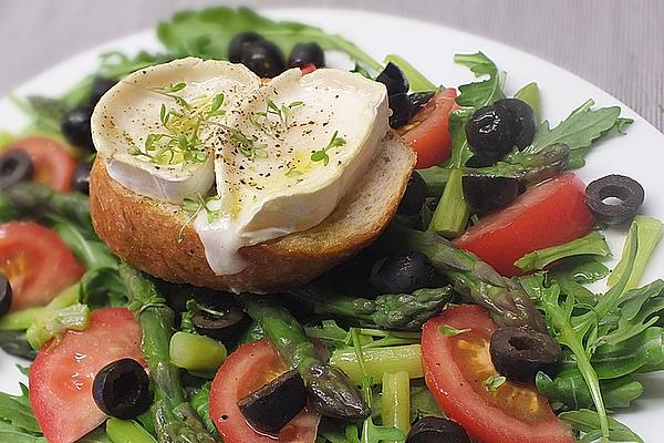 Mediterranean Salad with Baked Goat Cheese