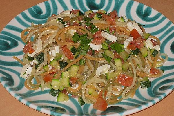 Mediterranean Spaghetti with Zucchini, Tomatoes and Feta Cheese