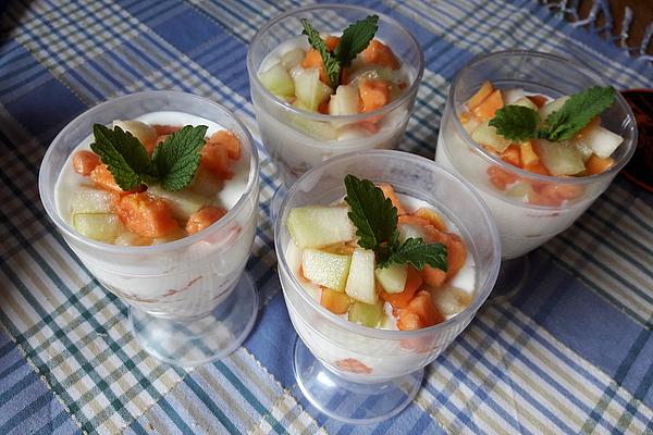 Melon and Mango Dessert with Amarettini