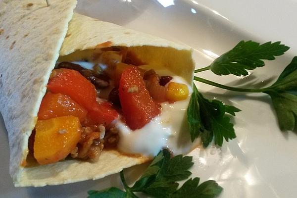 Mexican Tortilla Wraps with Chicken Filling