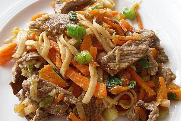 Mickey`s Spring Pan with Beef and Carrots