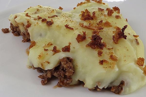Mince Casserole with Mashed Potatoes