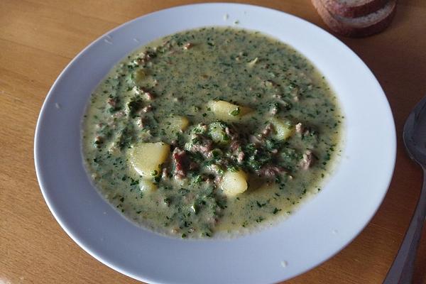 Minced Beef and Spinach Soup
