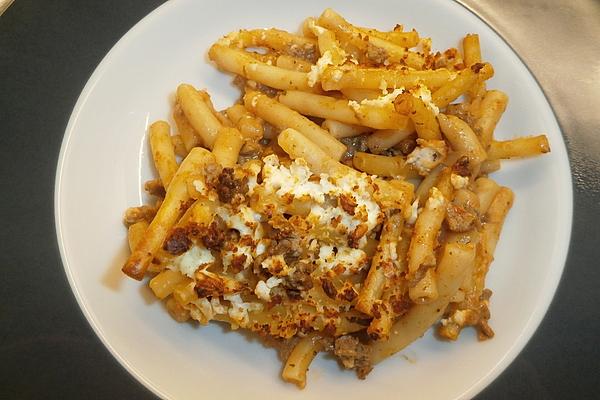 Minced Meat and Sheep Cheese Pasta Bake
