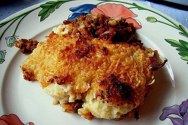 Minced Meat Casserole with Mashed Potatoes, Spicy