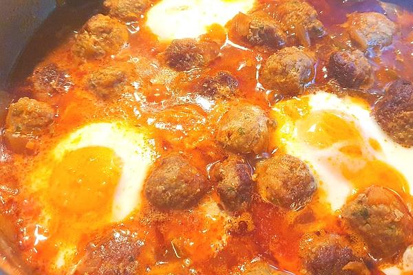 Minced Meat – Eggs Tagine
