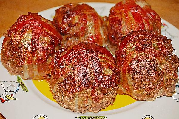 Minced Meat Muffins Wrapped in Bacon