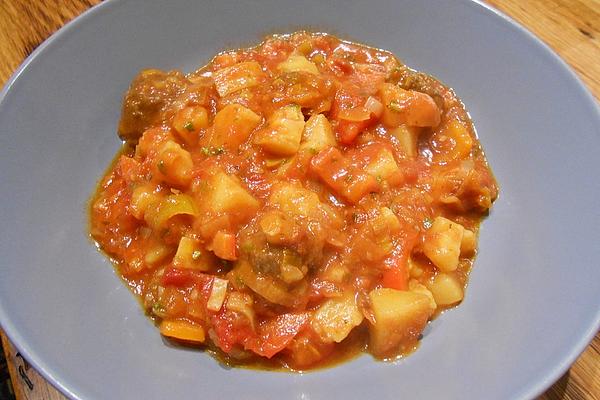 Minced Meat Pot with Peppers and Potatoes