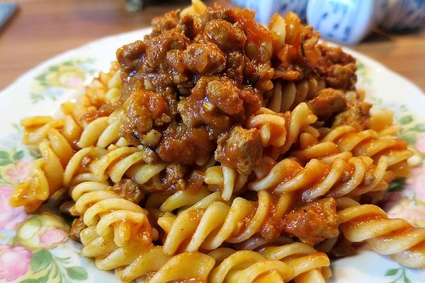 Minced Meat with Pasta and Tomato Paste