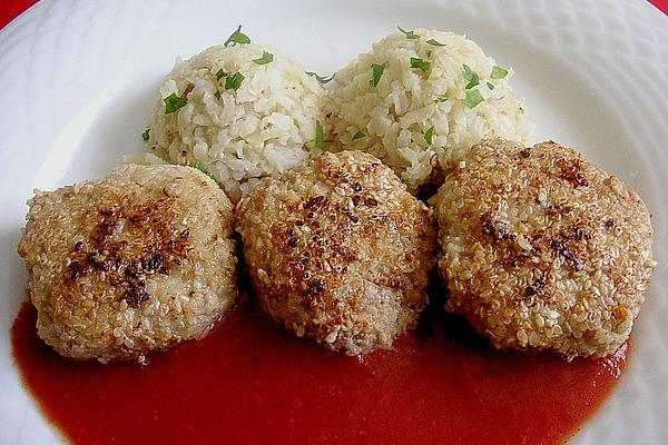 Minced Mini Patties in Sesame Coating with Fiery Tomato Sauce and Rice