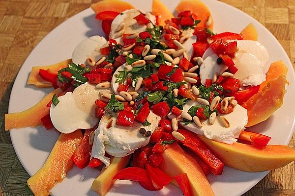 Mozzarella Salad with Papaya and Bell Pepper