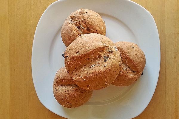 Muesli and Spelled Rolls