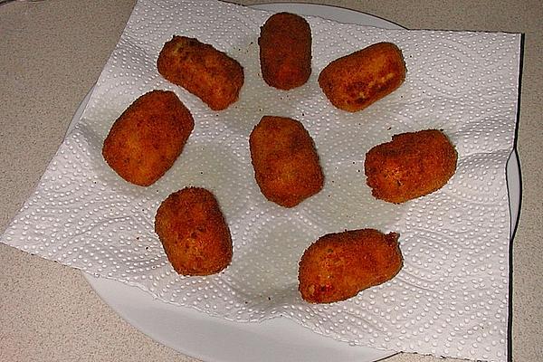 Neapolitan Panzerotti – Stuffed Potato Croquettes