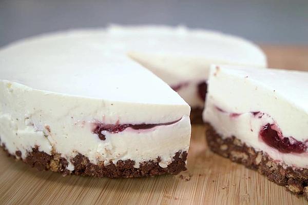 No Bake Cheesecake with Red Jelly