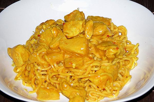 Noodles in Chicken – Pineapple Sauce