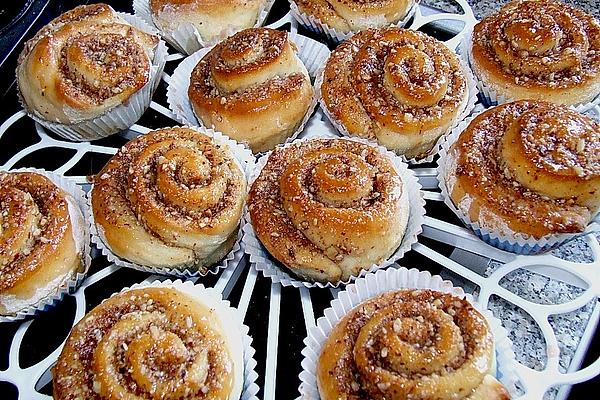 Nut Snails – Muffins