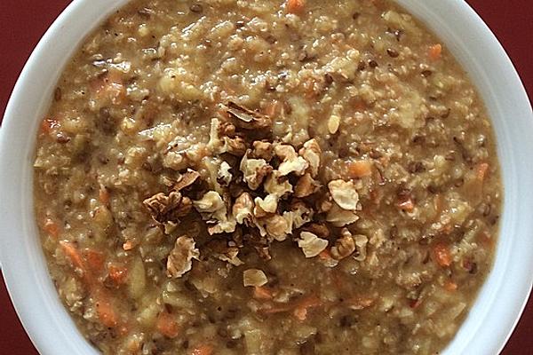 Oatmeal with Carrot and Apple