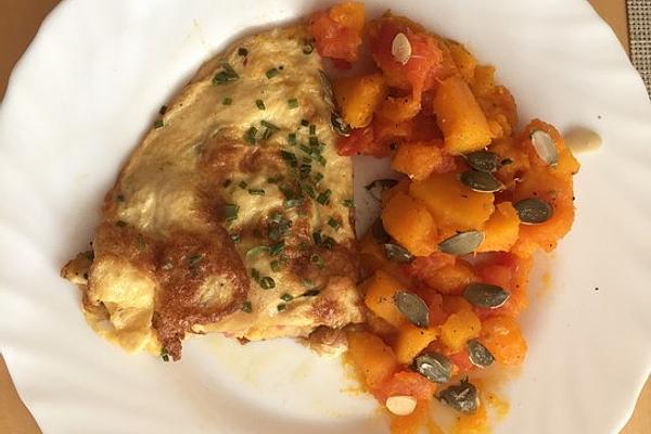 Omelette with Pumpkin and Tomato Vegetables