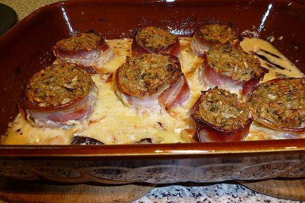Onion and Garlic Medallions with Bacon