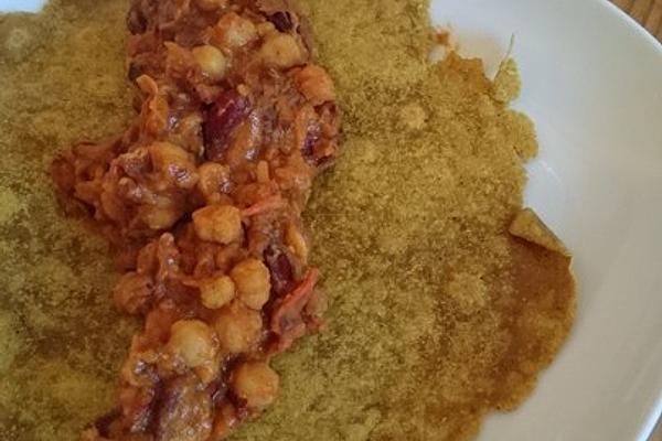 Oriental Wraps with Bean and Chickpea Ragout