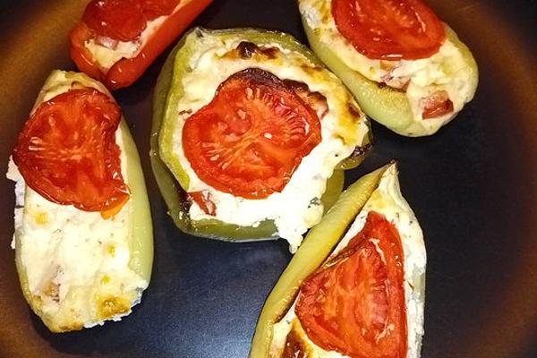 Oven Peppers Filled with Spicy Feta and Tomato Quark