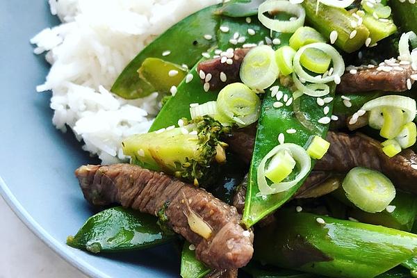 Pan-fried Beef with Green Vegetables