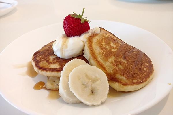 Pancakes Sweetened with Apple Syrup