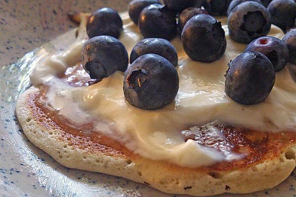 Pancakes with Cottage Cheese and Blueberries