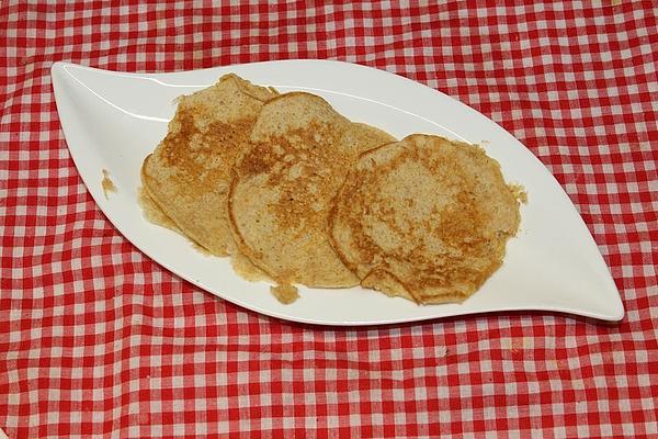 Pancakes with Yoghurt, Protein Powder and Spelled Flour